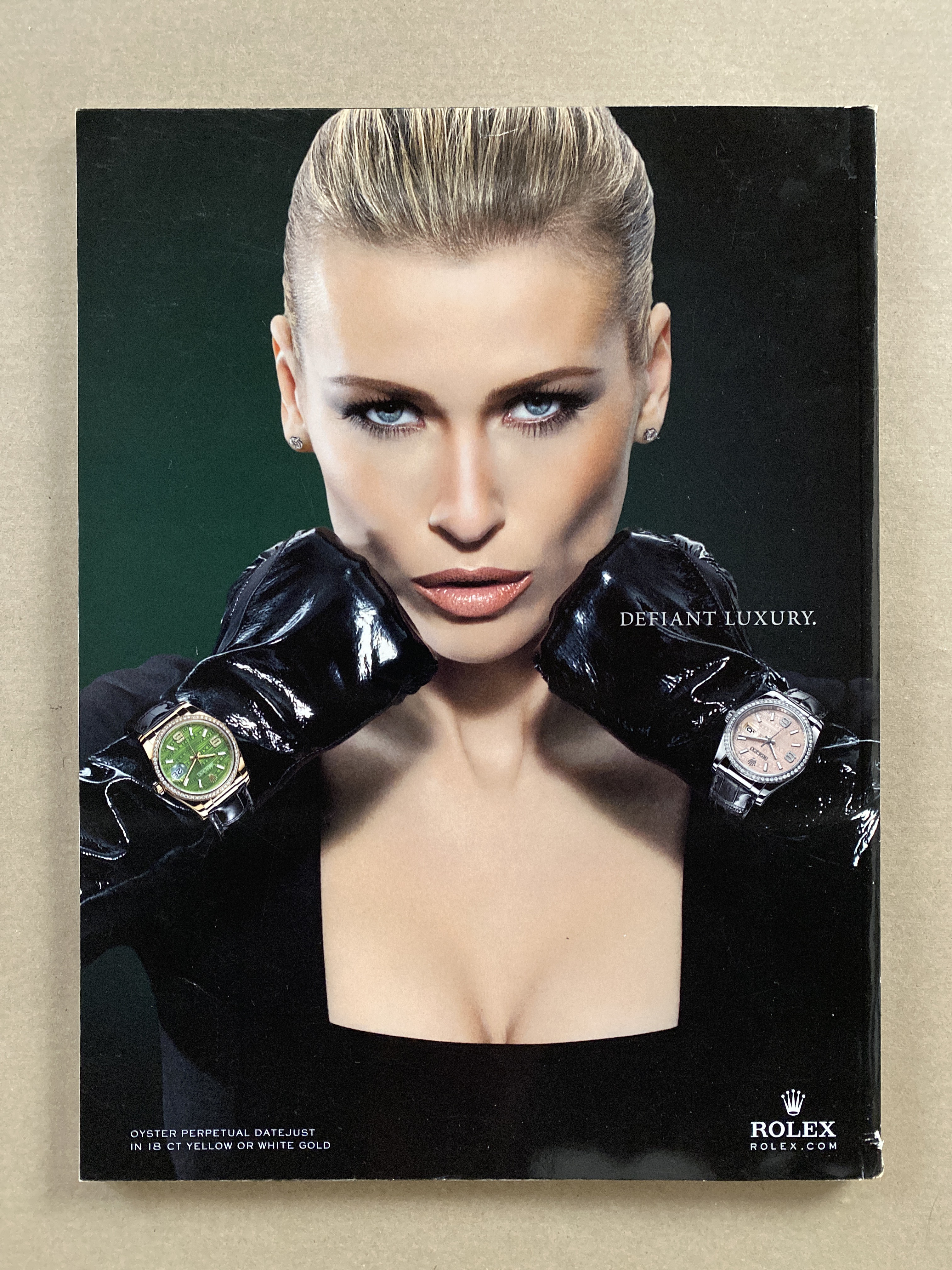 V Magazine, Issue #56 -> #93 / 2008 -> 2015 | Choose issue from list - Picture 3 of 31
