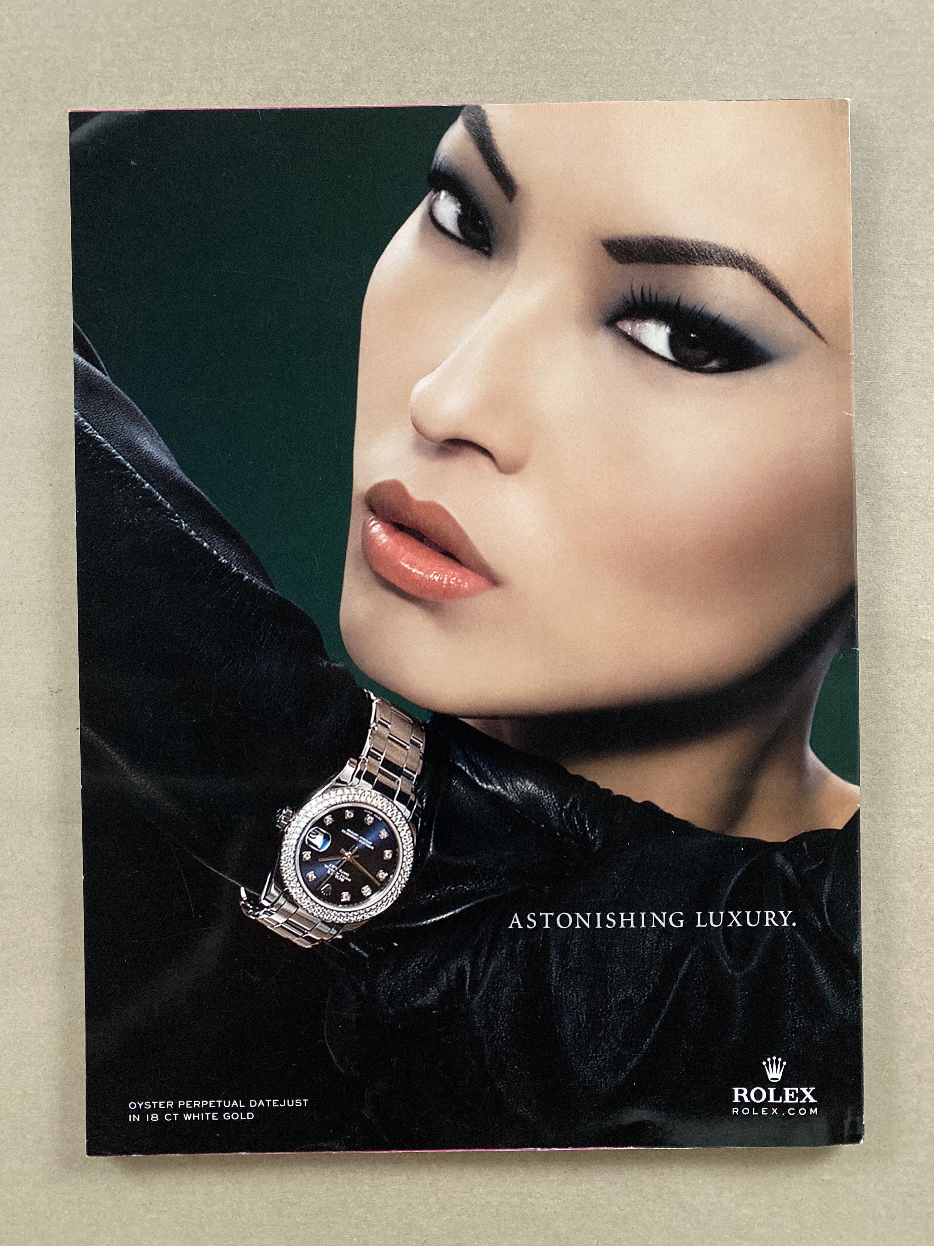 V Magazine, Issue #56 -> #93 / 2008 -> 2015 | Choose issue from list - Picture 5 of 31