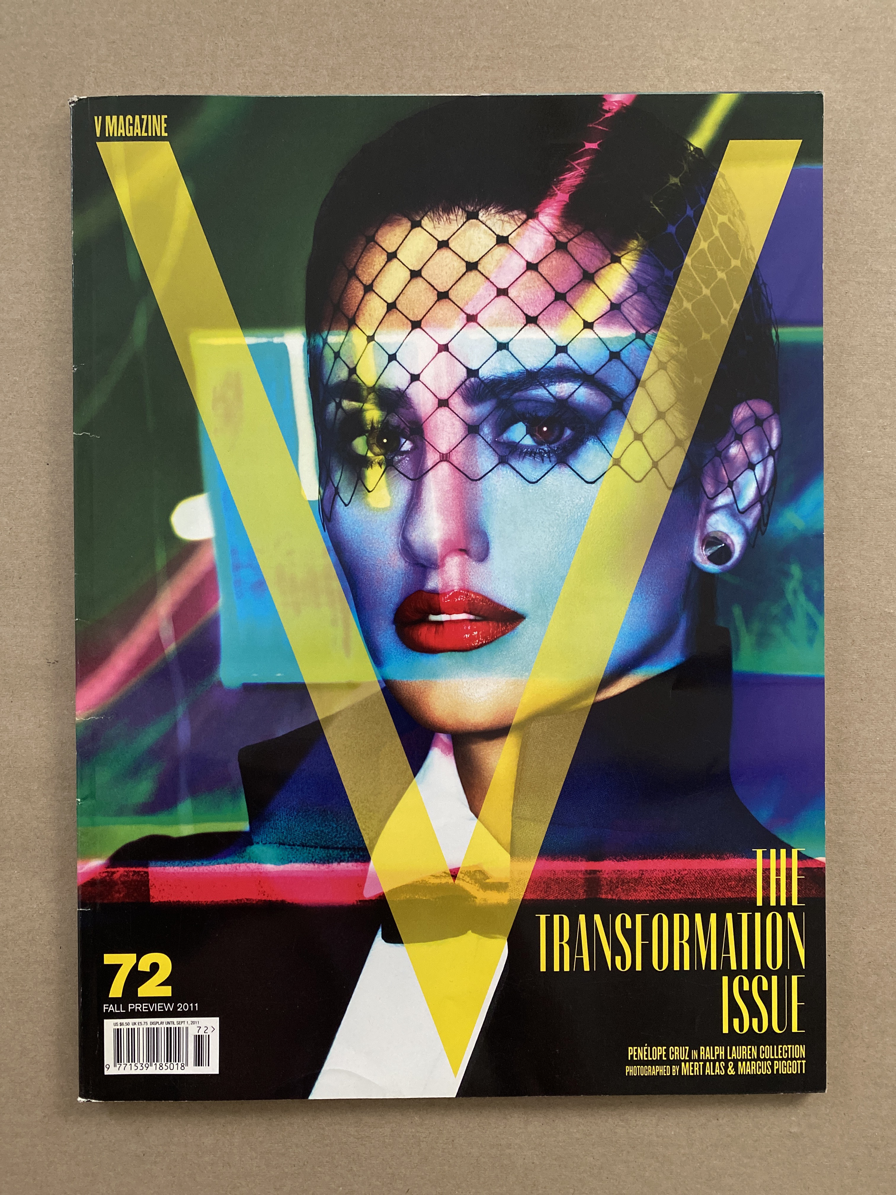 V Magazine, Issue #56 -> #93 / 2008 -> 2015 | Choose issue from list - Picture 18 of 31