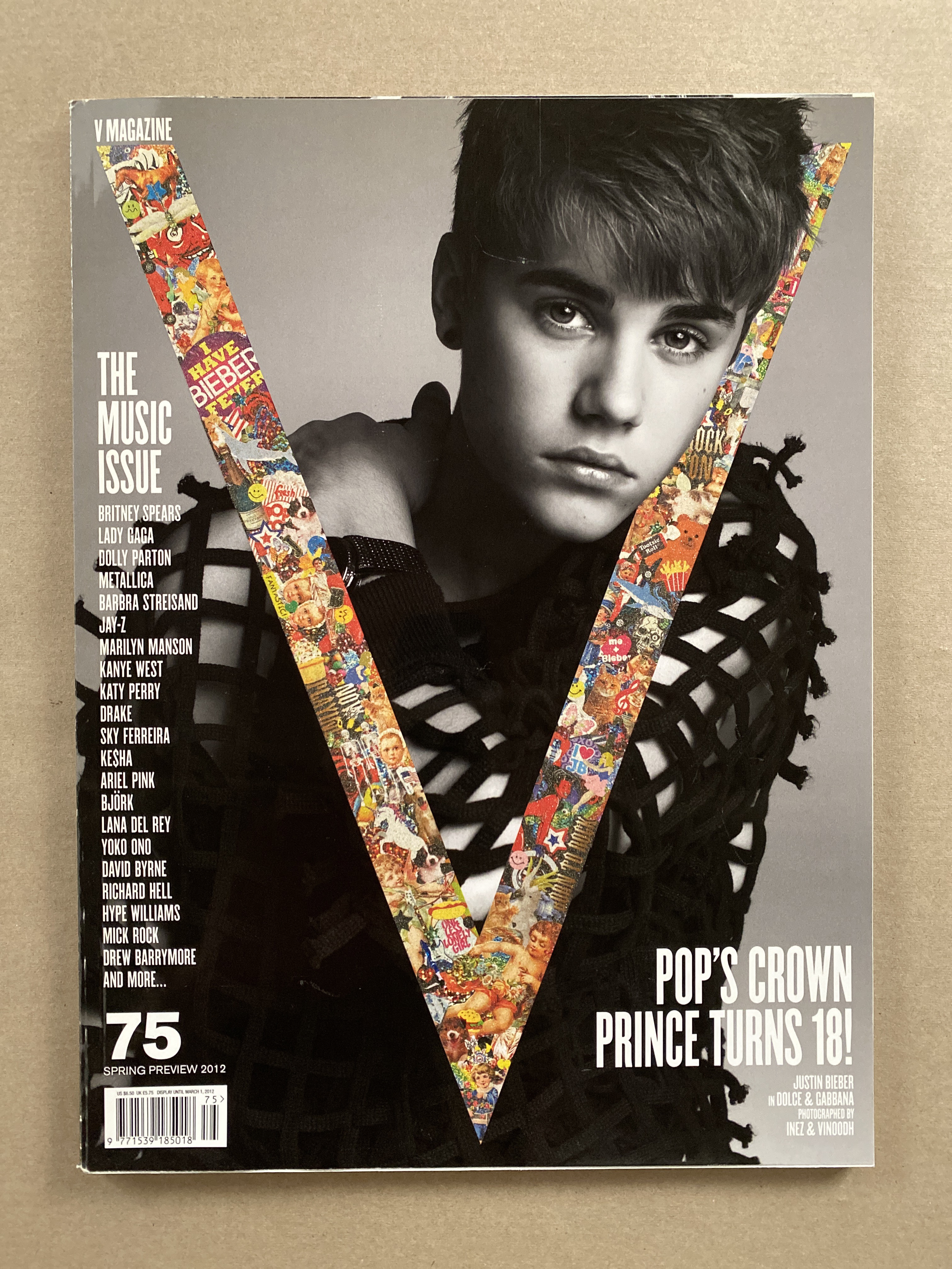 V Magazine, Issue #56 -> #93 / 2008 -> 2015 | Choose issue from list - Picture 24 of 31